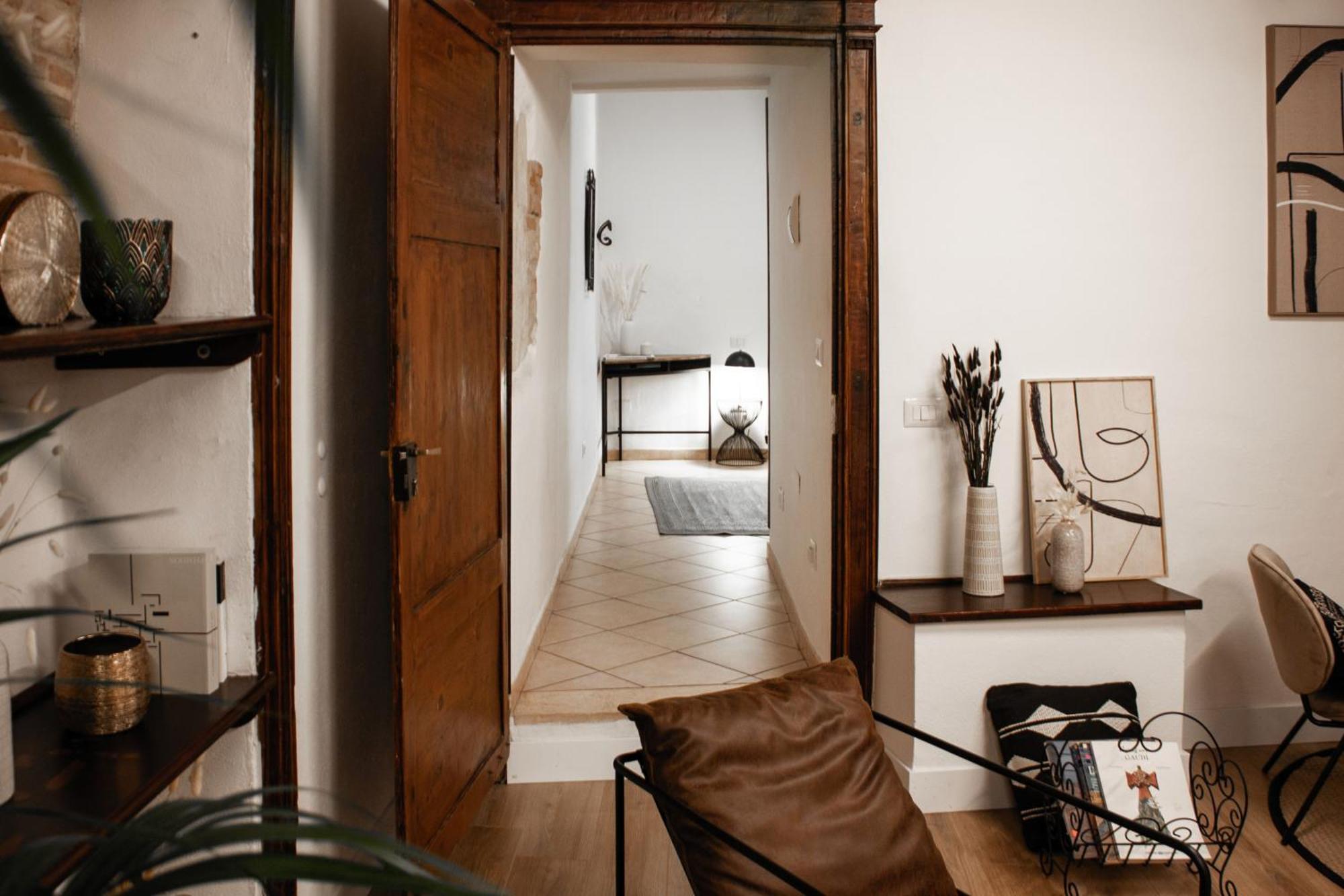 Castello'S Rooms Cagliari Bagian luar foto